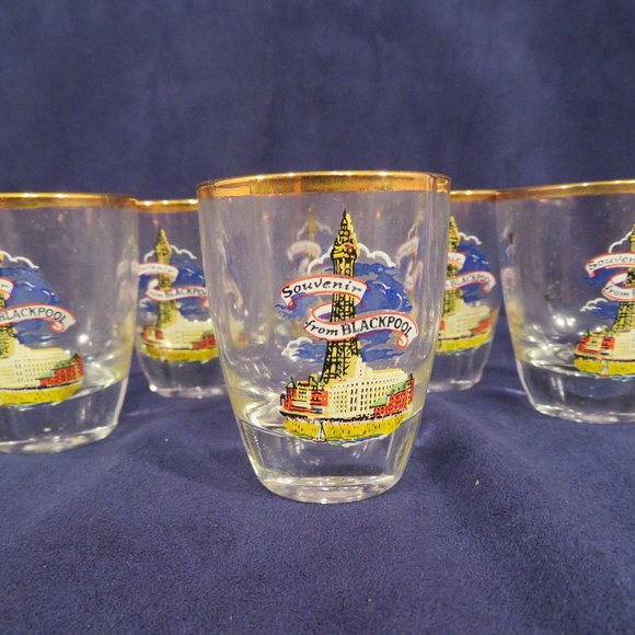Vtg Set 6 Shot Glasses Blackpool England Souvenir in Original Box (153C) - Picture 3 of 6